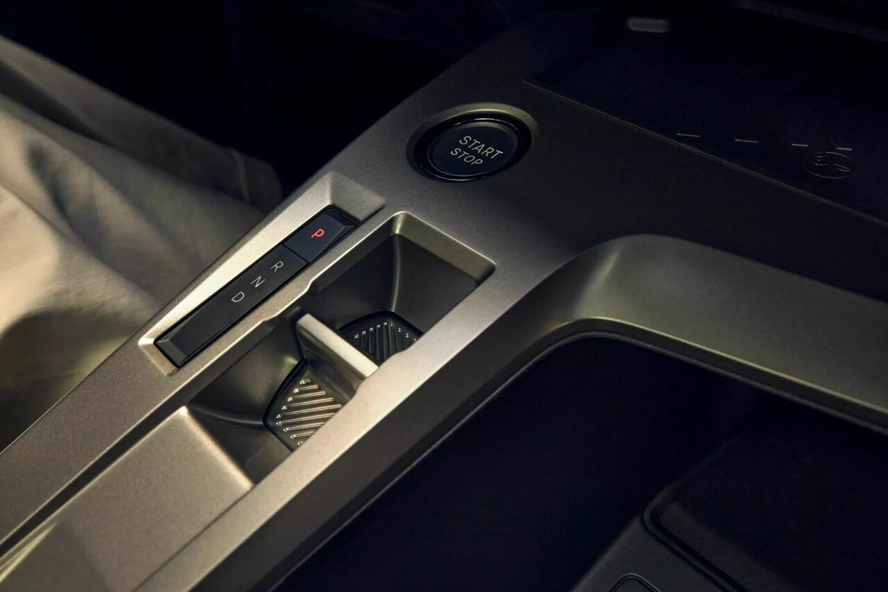 پژو ۳۰۸ با طراحی خشن و جذاب آمد / عکس