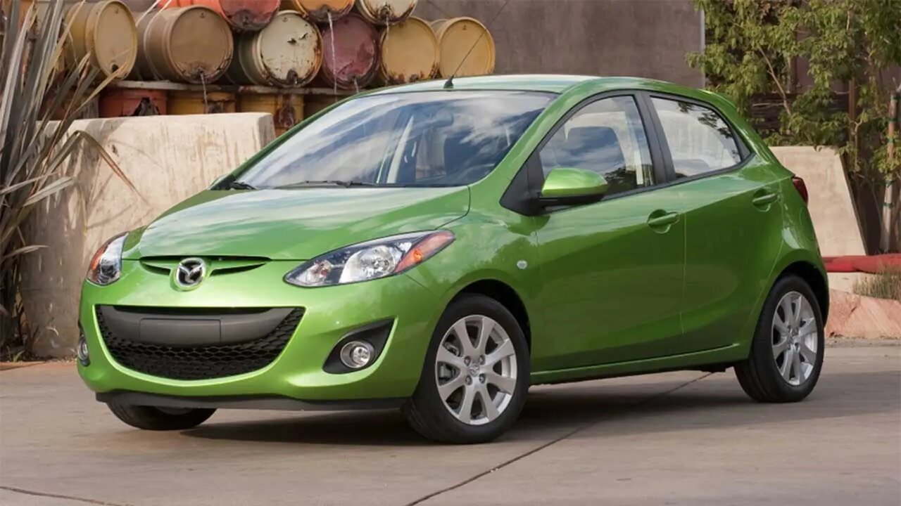 با یک میلیارد تومان چه خودروهای خارجی کارکرده‌ای می‌توان خرید؟