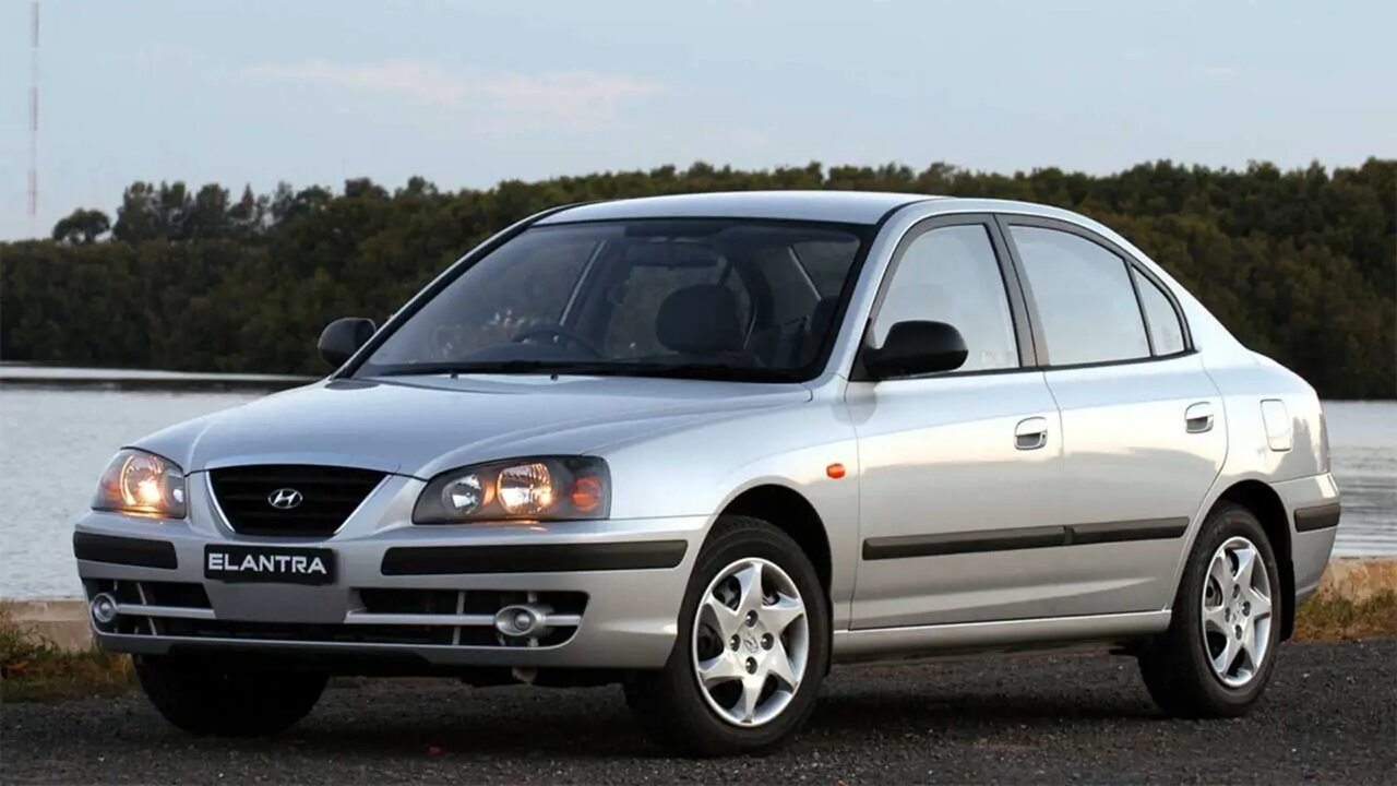 با یک میلیارد تومان چه خودروهای خارجی کارکرده‌ای می‌توان خرید؟