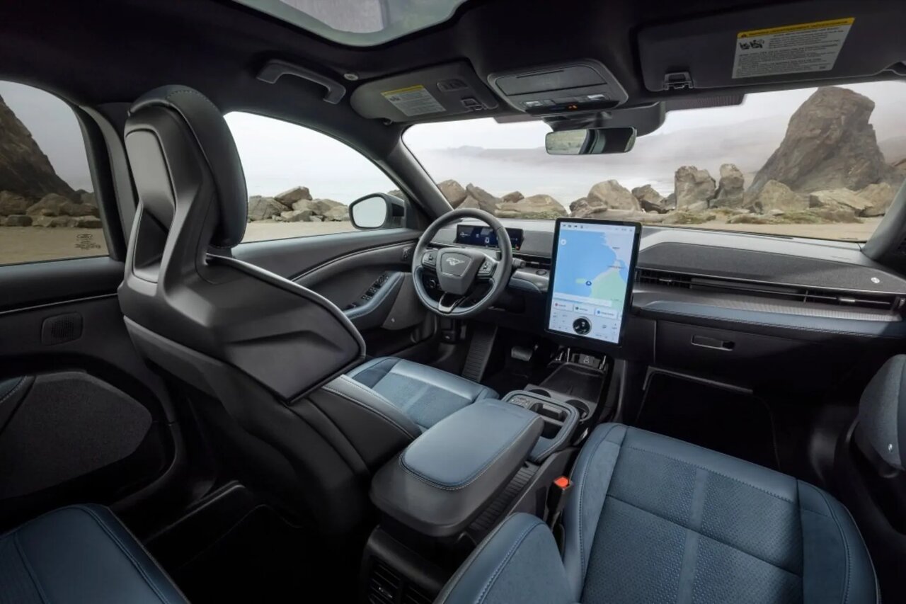 ادای احترام فورد به گذشته با چهره‌ای از آینده