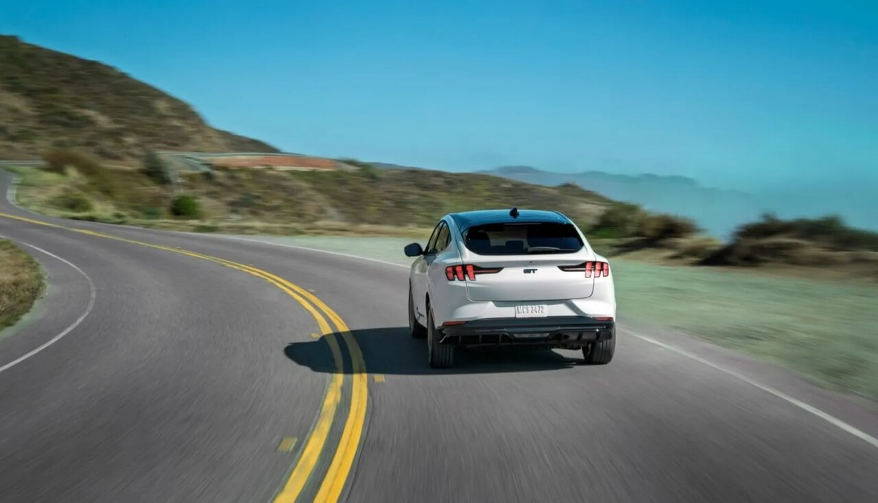 ادای احترام فورد به گذشته با چهره‌ای از آینده