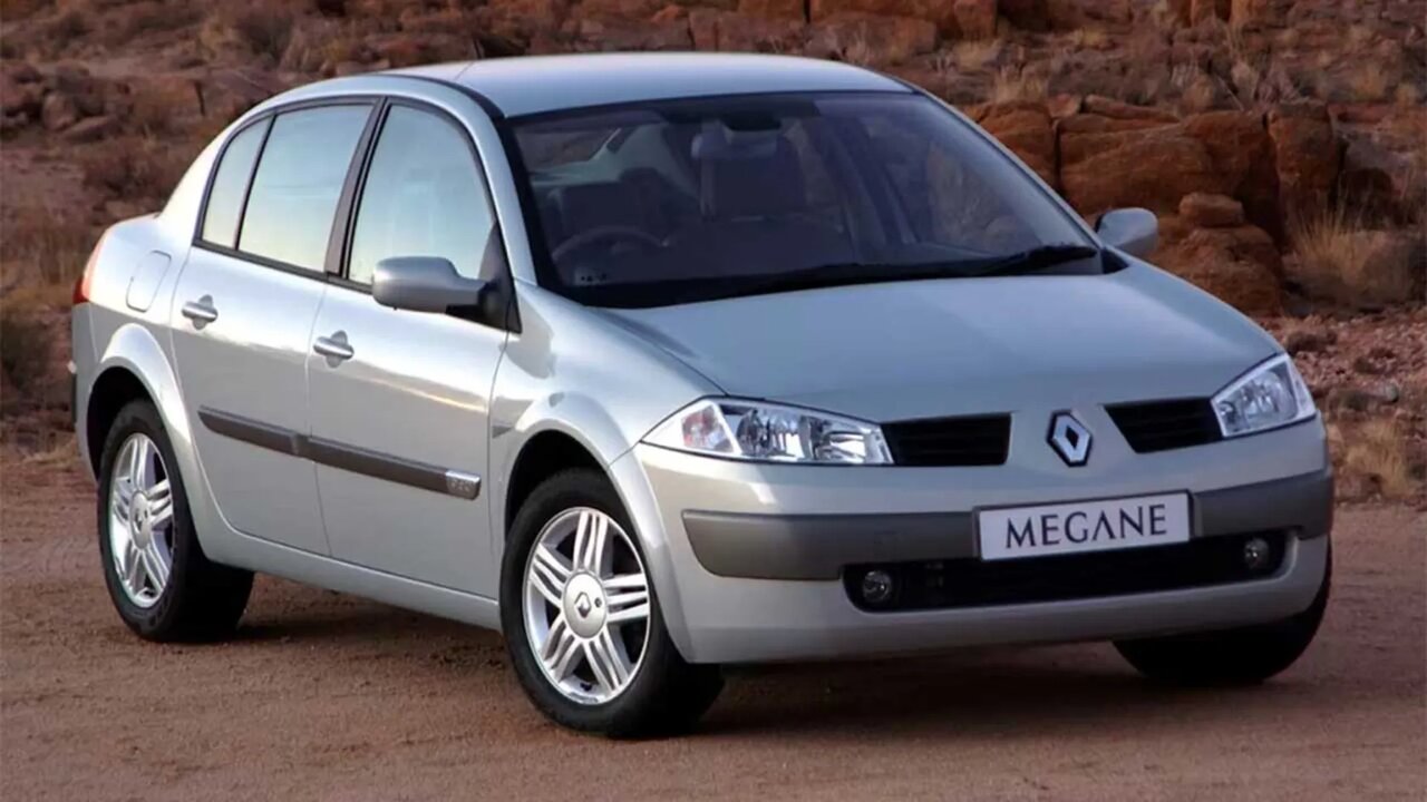 با یک میلیارد تومان چه خودروهای خارجی کارکرده‌ای می‌توان خرید؟