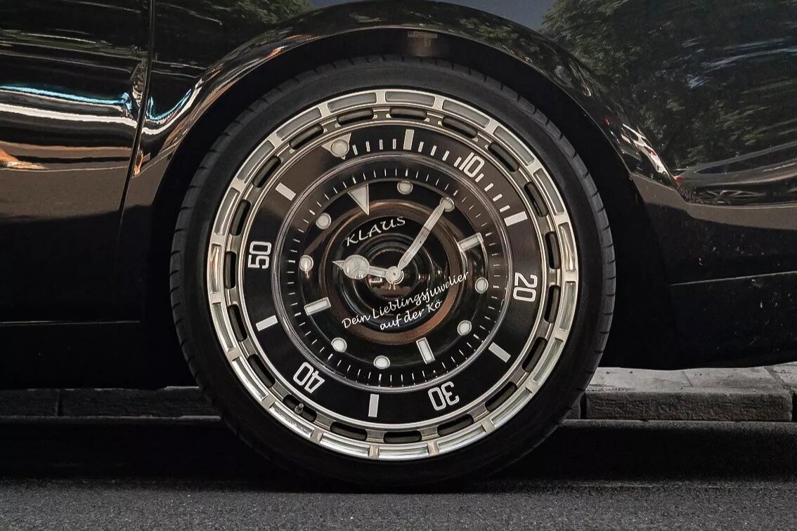 رولزرویس روی ساعت رولکس ایستاد! / این ساخته هوش مصنوعی نیست