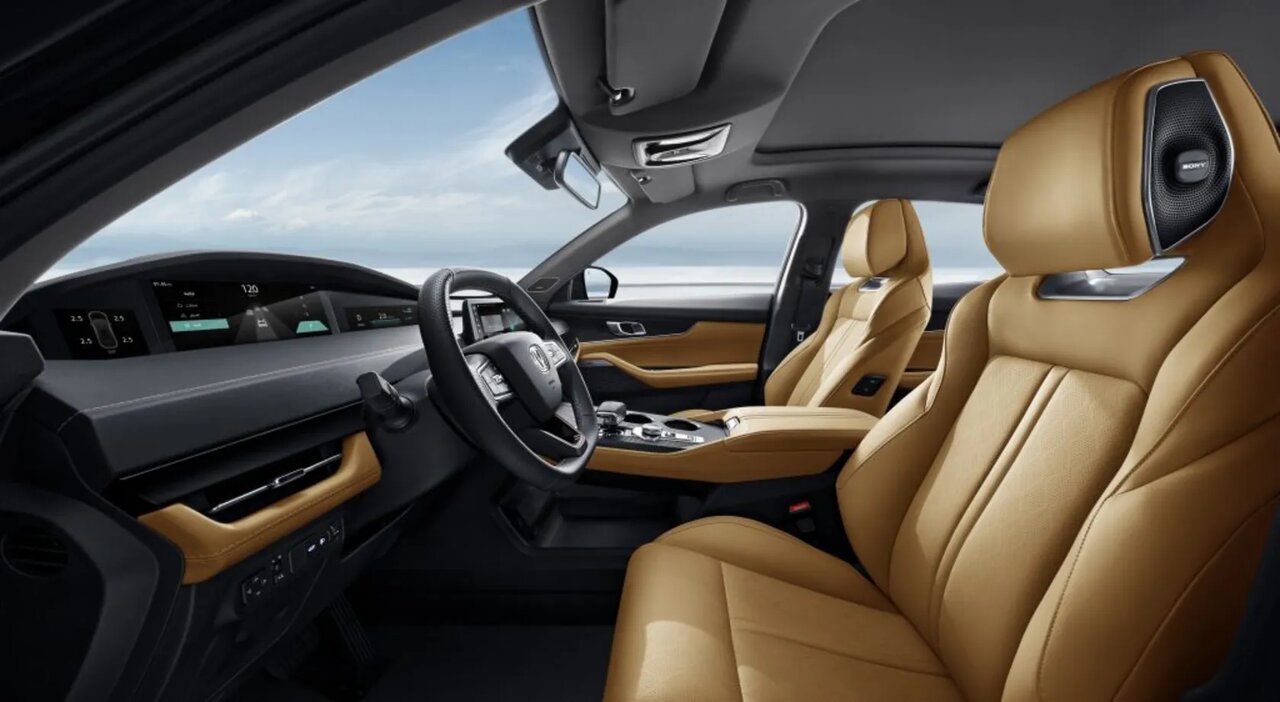 شاسی‌بلند جدید پارس خودرو / عکس