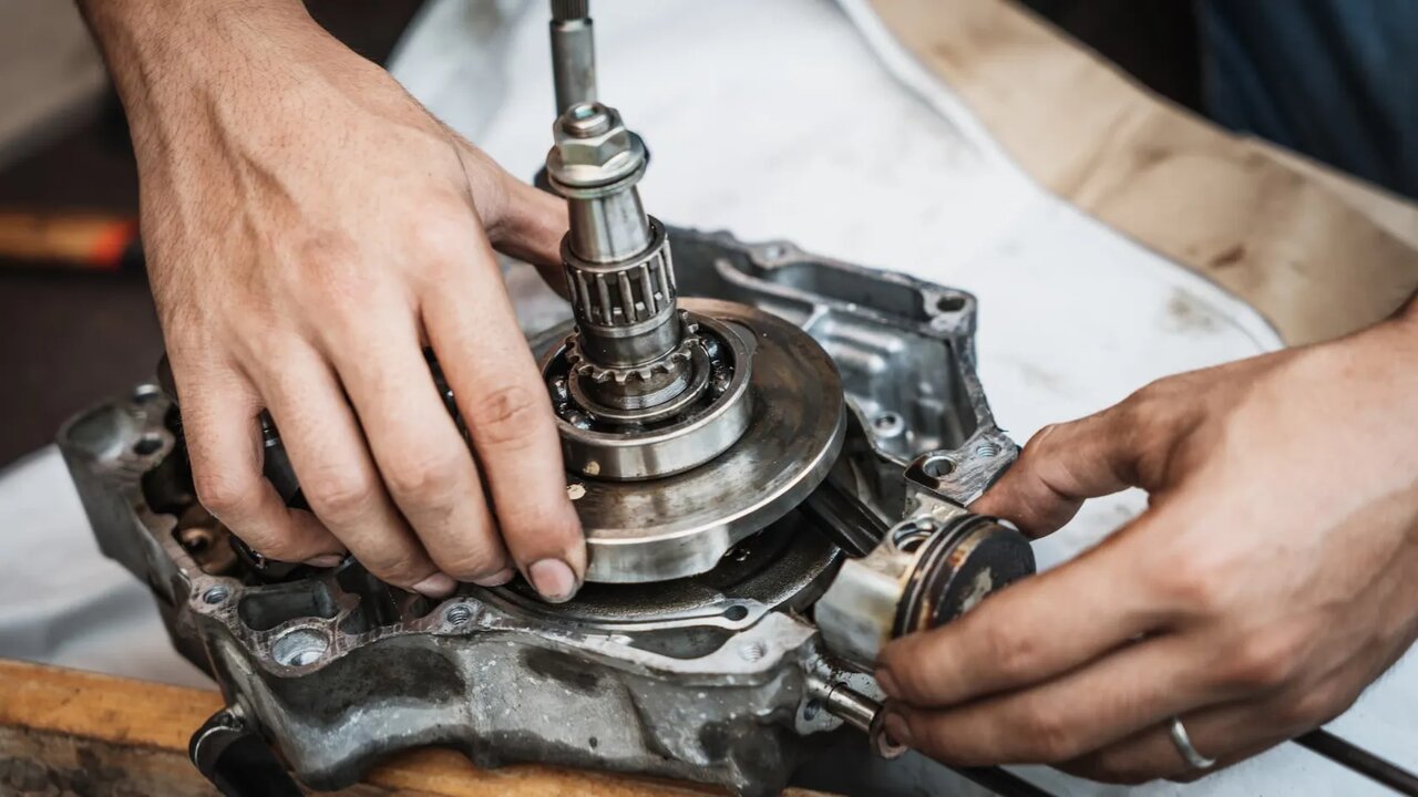 تقه زدن گیربکس خودرو / علل، پیامدها و راهکارهای رفع مشکل