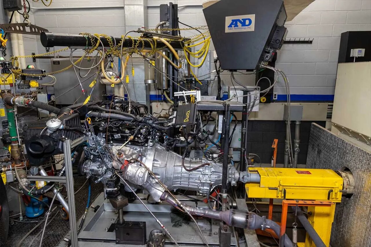 ۳۰۰ ساعت تخته‌گاز روی ردلاین! / آزمایش طاقت‌فرسای پیشرانه نیسان