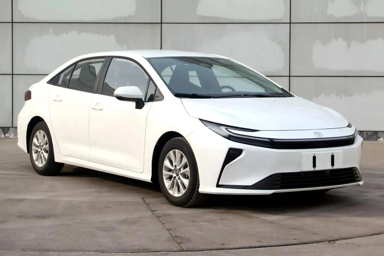 تویوتا کرولا نیوفیس در بازار ایران / عکس