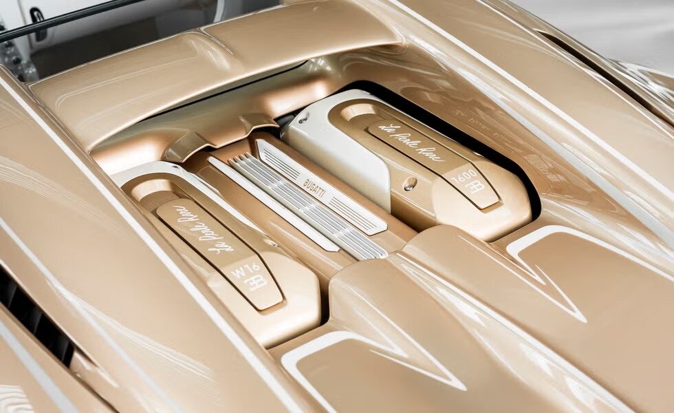 مروارید نایاب معرفی شد / اثر هنری ۱۶ سیلندر