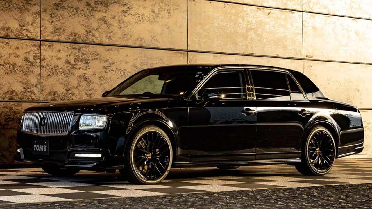 تیونینگ تویوتا سنچوری، افزایش جذابیت سدان محبوب