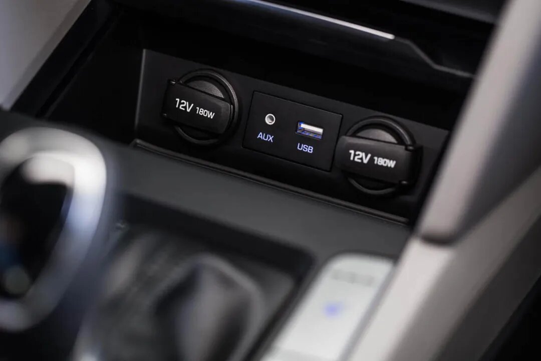 استفاده از باتری خودرو برای تأمین برق اضطراری منزل