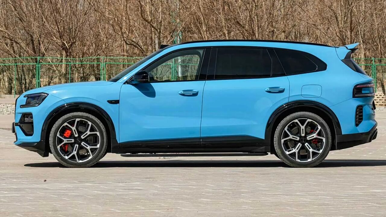 شاسی‌بلند لوکس چینی با قدرت ۱۳۸۰ اسب بخار!