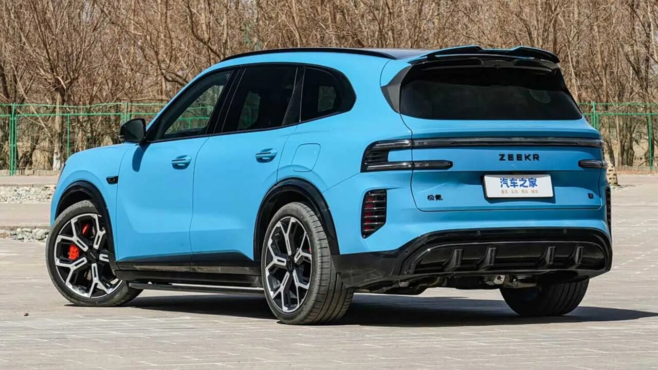 شاسی‌بلند لوکس چینی با قدرت ۱۳۸۰ اسب بخار!