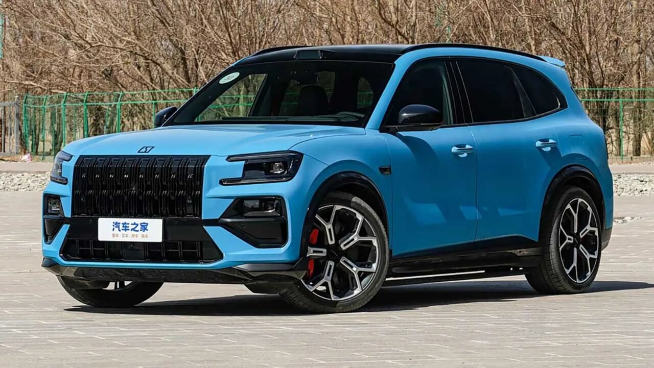 شاسی‌بلند لوکس چینی با قدرت ۱۳۸۰ اسب بخار!