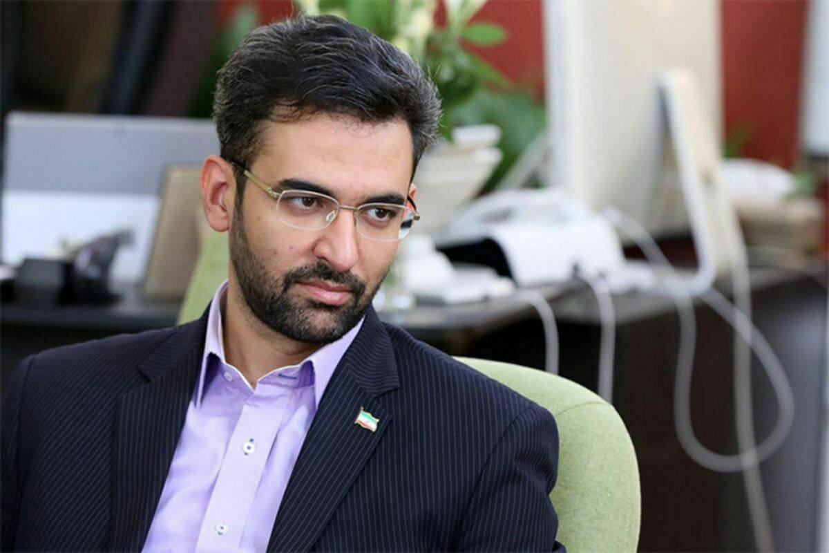 آذری جهرمی: بدون انتشار متن مصوبه نمی‌توان درباره «اینترنت طبقاتی» قضاوت کرد
