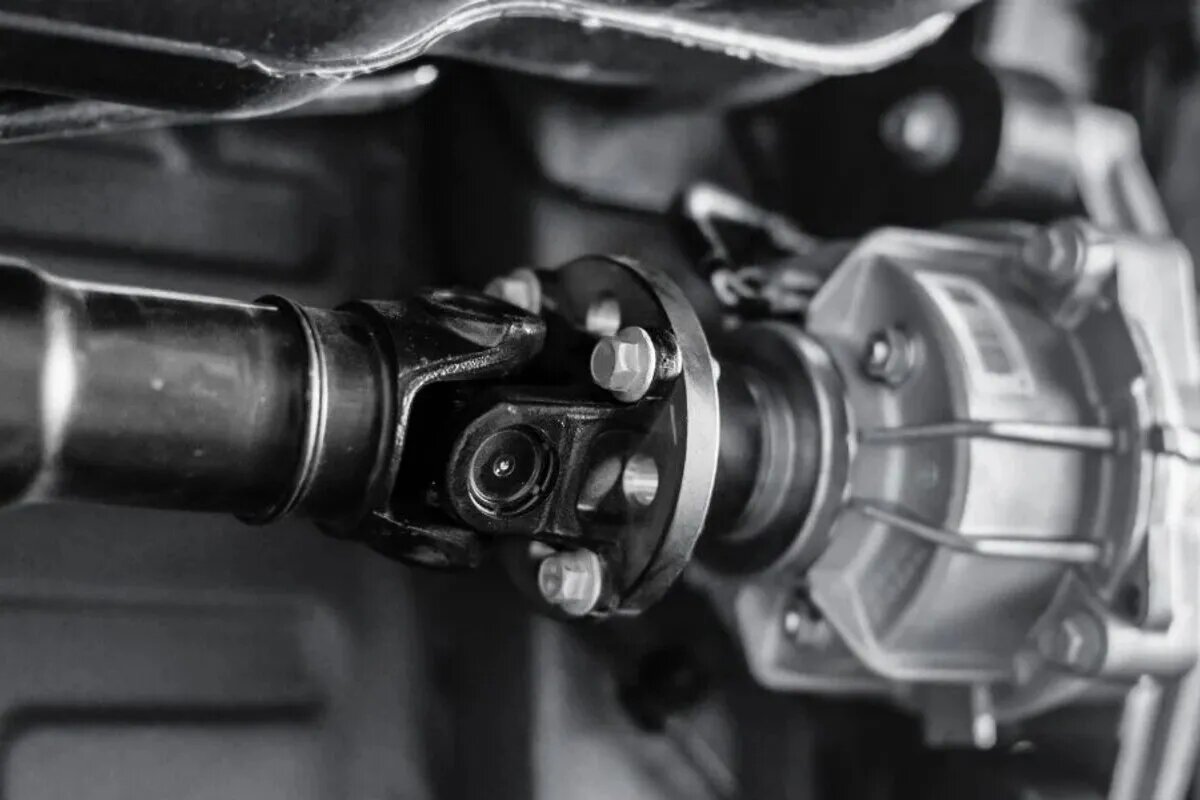 میل گاردان چیست؟