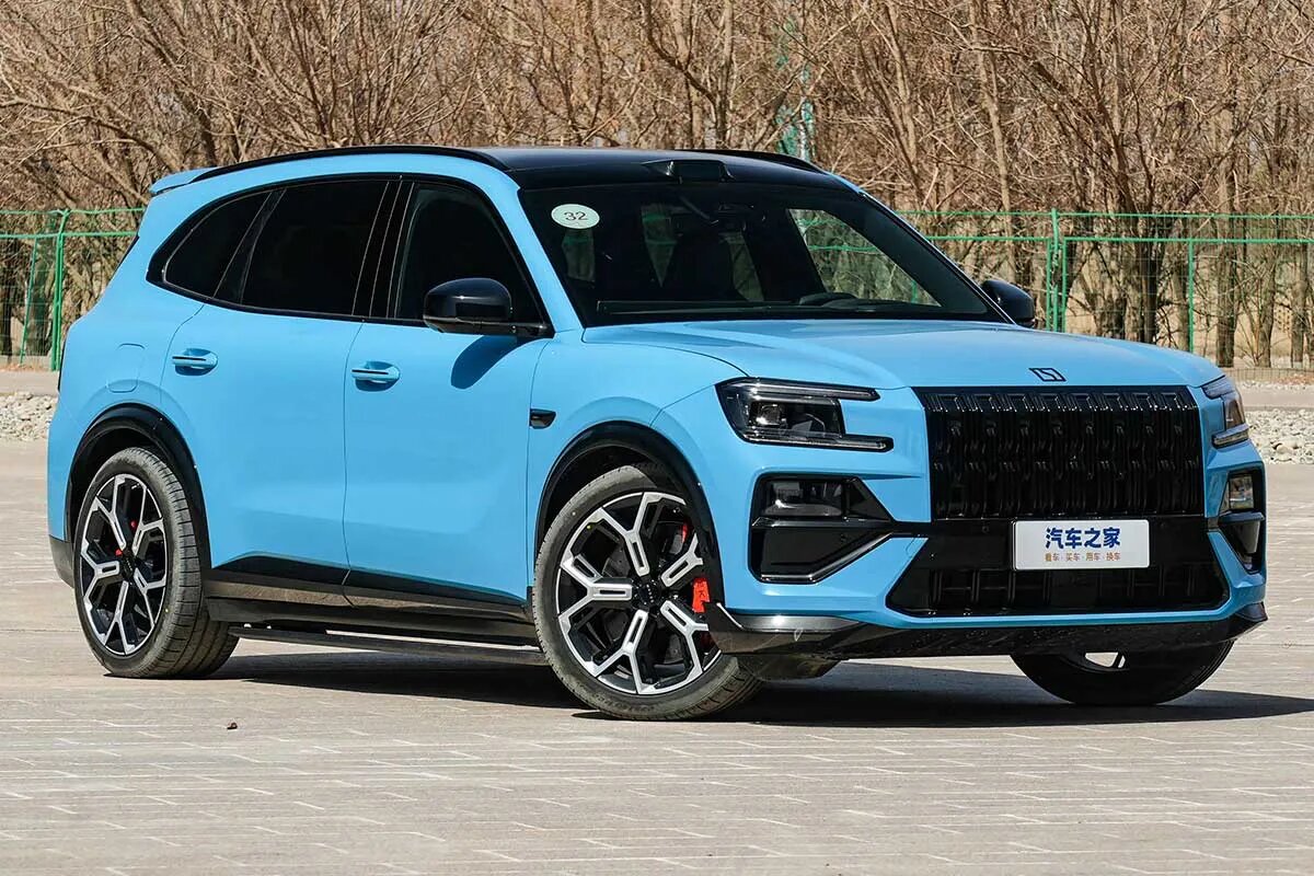 شاسی‌بلند لوکس چینی با قدرت ۱۳۸۰ اسب بخار!